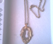 collana bronzo con pendente serratura