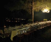 Tavolata in giardino