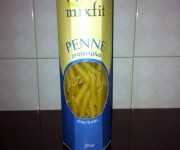 Packaging pasta
