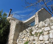 il giardino pensile con le parete a rudere- Abruzzo
