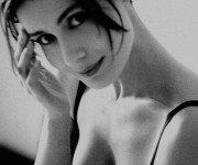 Ritratto di Claudia Koll (foto-glamour)